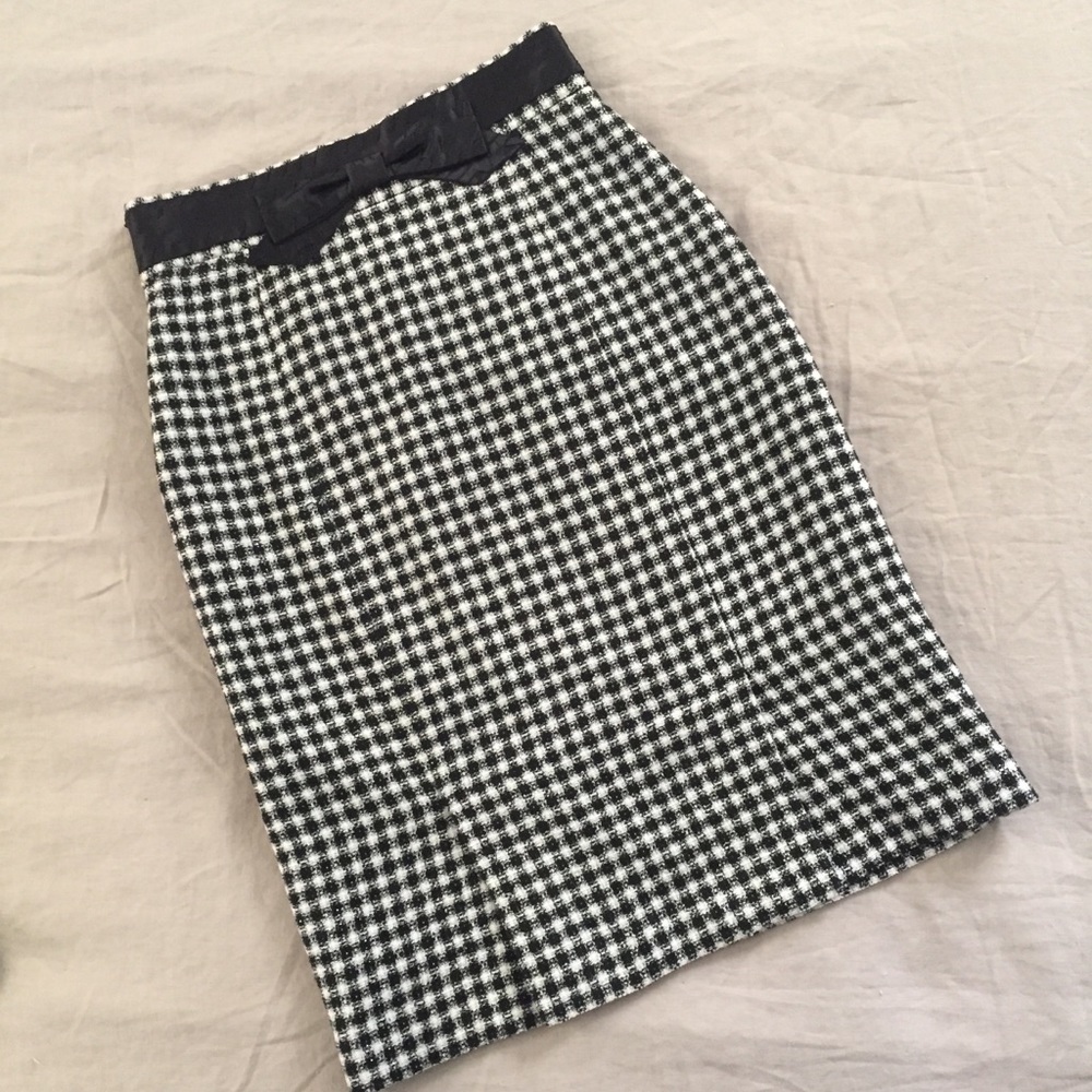 Black & White Pencil Skirt Tweed